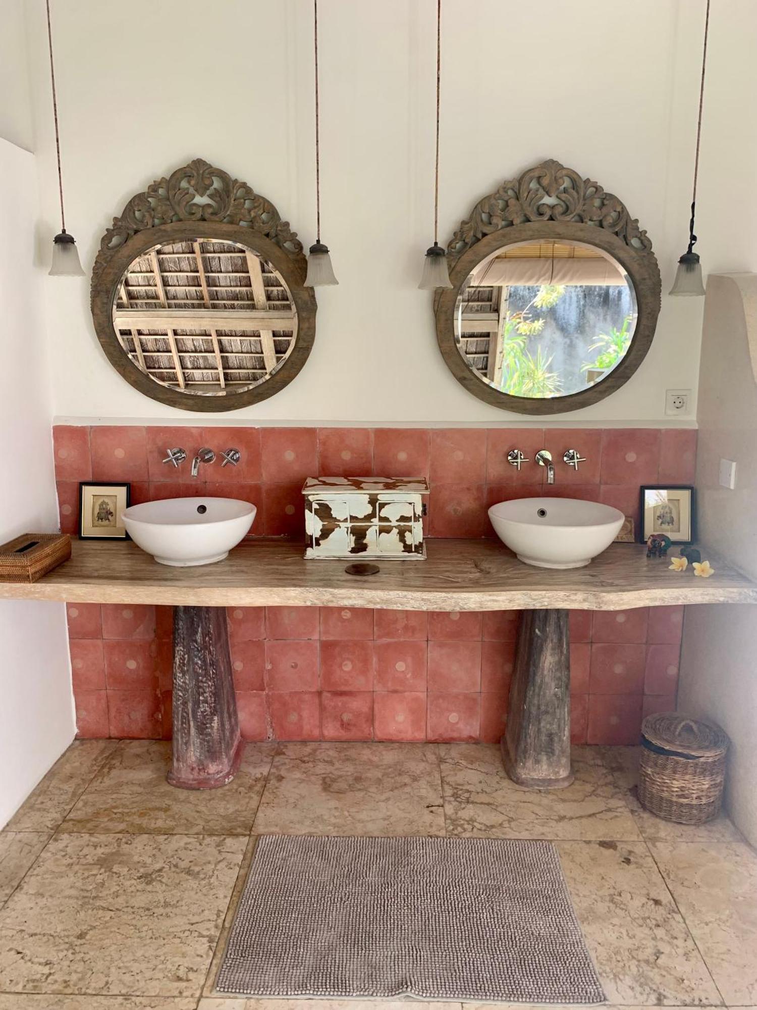 Unique 3Br Villa With Pool 5 Minute Walk To The Pererenan Beach Canggu  Ngoại thất bức ảnh