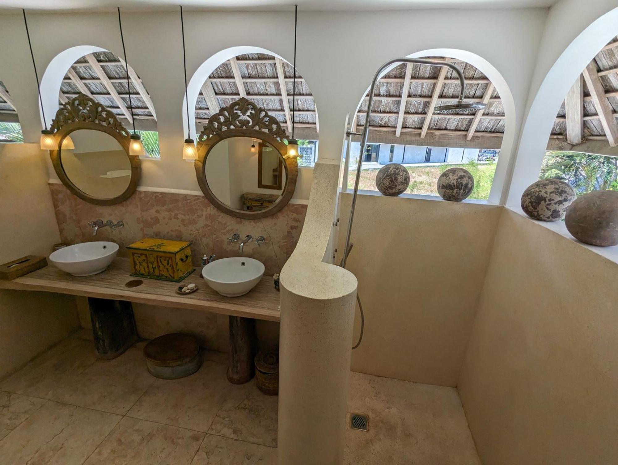 Unique 3Br Villa With Pool 5 Minute Walk To The Pererenan Beach Canggu  Ngoại thất bức ảnh