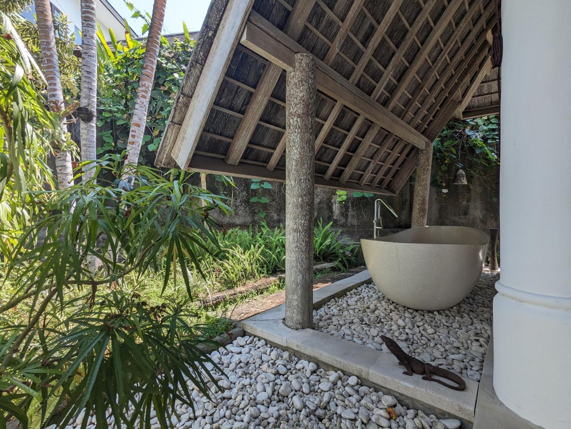 Unique 3Br Villa With Pool 5 Minute Walk To The Pererenan Beach Canggu  Ngoại thất bức ảnh